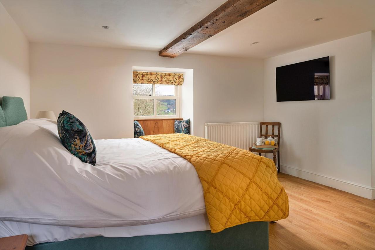 Finest Retreats - Moelis Granary - Luxury Cottage With Hot Tub Llandrillo المظهر الخارجي الصورة