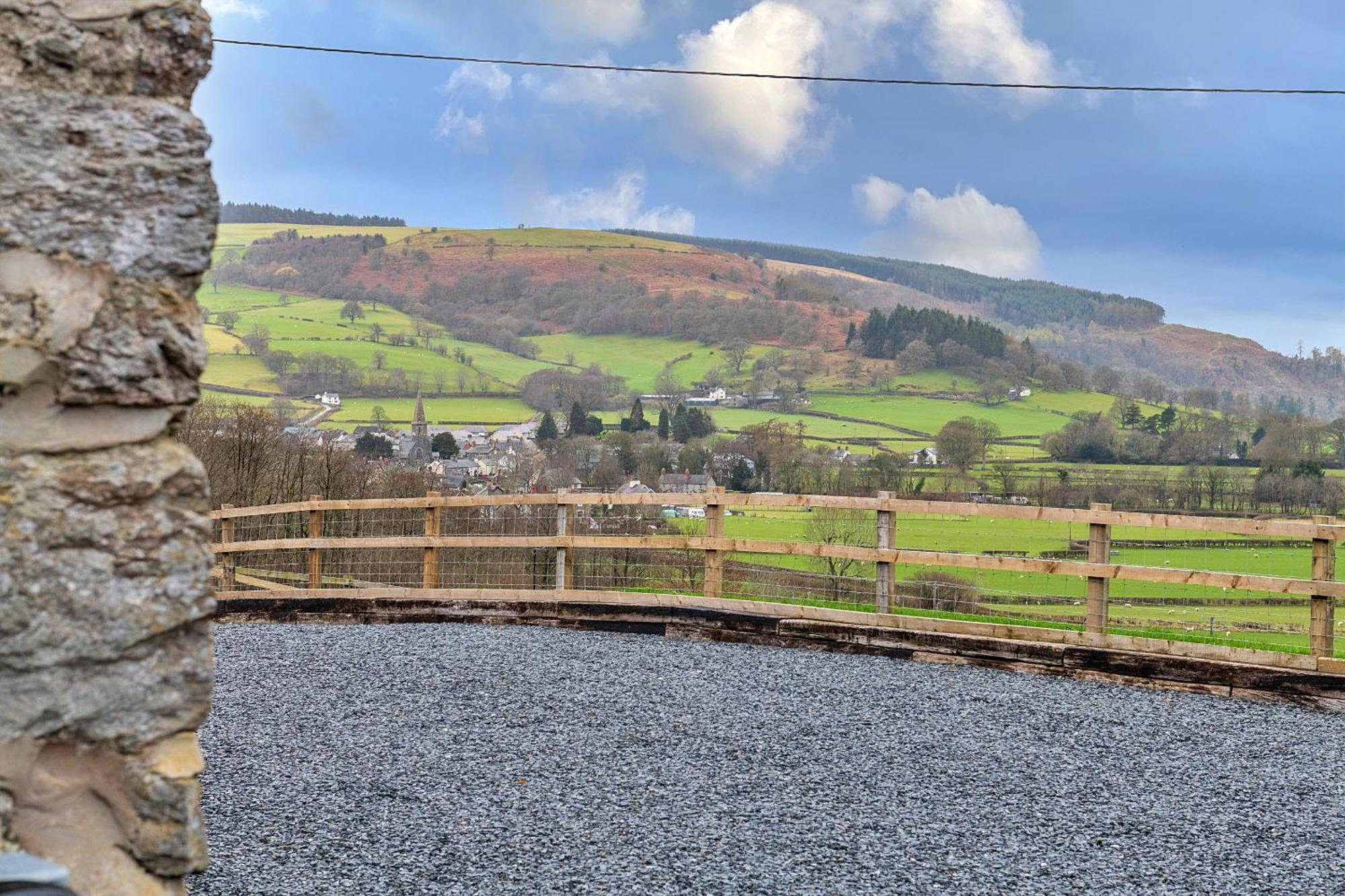 Finest Retreats - Moelis Granary - Luxury Cottage With Hot Tub Llandrillo المظهر الخارجي الصورة